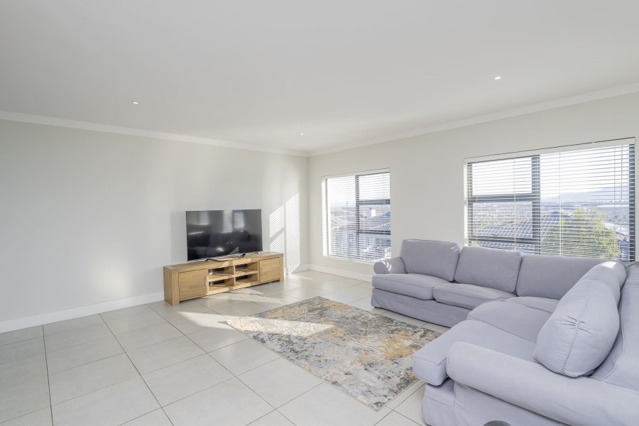 3 Bedroom Property for Sale in Protea Heights Western Cape